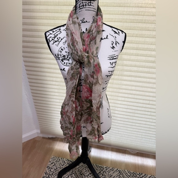 Ann Taylor Floral Pink and Green Scarf - Picture 1 of 3